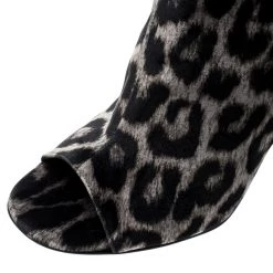 Stella McCartney Beige Leopard Printed Velvet Peep Toe Block Heel Ankle Boots Size 39 For Women -Stella McCartney Sales luxury women stella mccartney new shoes p198102 002