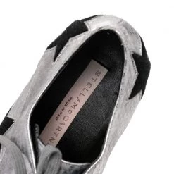 Stella McCartney Metallic Silver Python Effect Faux Leather And Faux Fur Elyse Star Platform Derby Size 37 For Women 16 Stella McCartney Metallic Silver Python Effect Faux Leather And Faux Fur Elyse Star Platform Derby Size 37 For Women -Stella McCartney Sales luxury women stella mccartney new shoes p482125 007