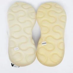 Stella McCartney White PVC And Faux Leather Eclypse Sneakers Size 36 For Women -Stella McCartney Sales luxury women stella mccartney new shoes p622758 1649738863 010