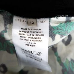 Stella McCartney Green Floral Printed High Waist Wide Leg Maude Trousers M For Women 14 Stella McCartney Green Floral Printed High Waist Wide Leg Maude Trousers M For Women -Stella McCartney Sales luxury women stella mccartney used clothes p286146 005