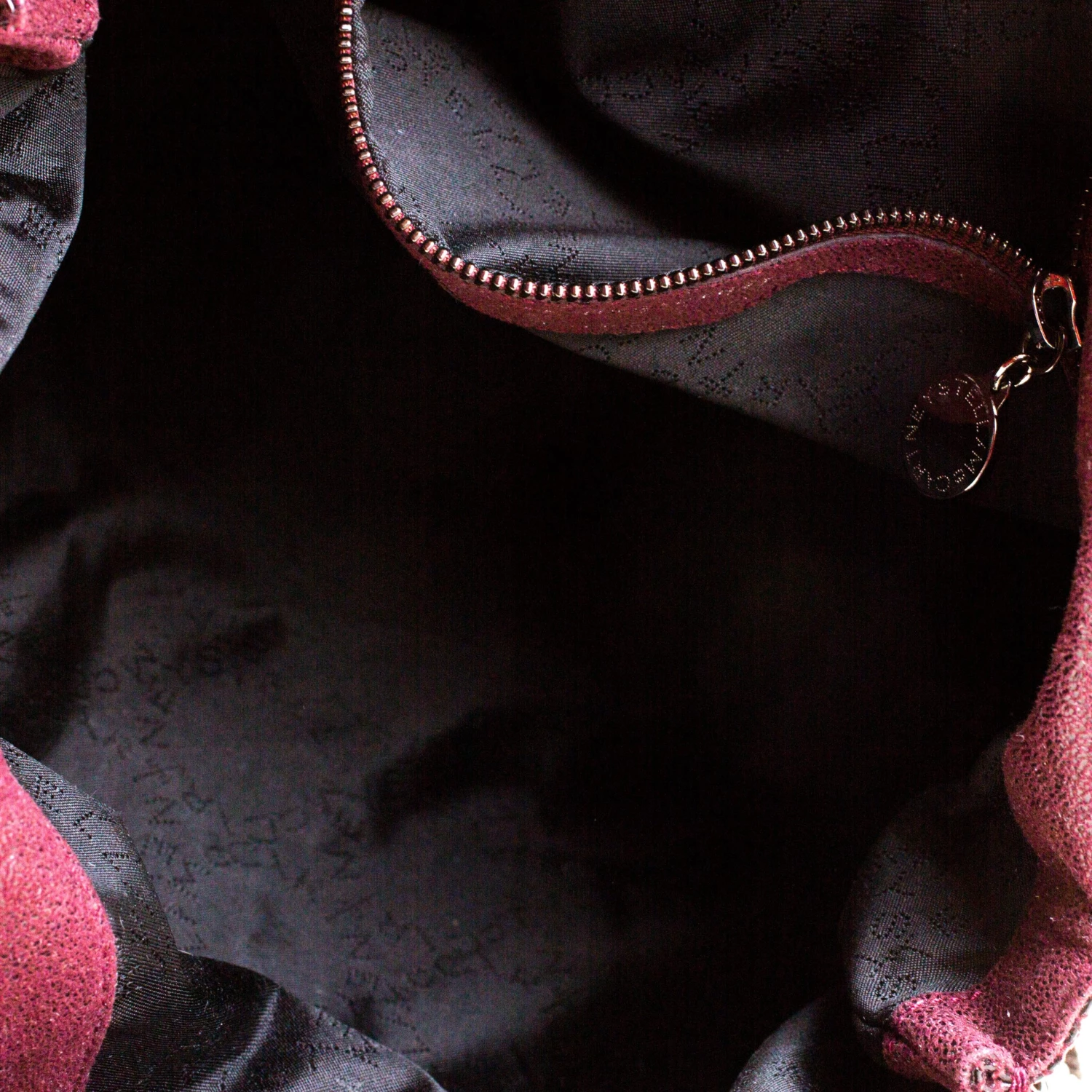 Stella McCartney Burgundy Faux-Python And Crocodile Embossed Leather Falabella Tote Bag For Women 9 Stella McCartney Burgundy Faux-Python And Crocodile Embossed Leather Falabella Tote Bag For Women - Image 7