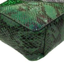 Stella McCartney Green Waverly Small Cross Body Bag For Women 27 Stella McCartney Green Waverly Small Cross Body Bag For Women -Stella McCartney Sales luxury women stella mccartney used handbags p25657 013