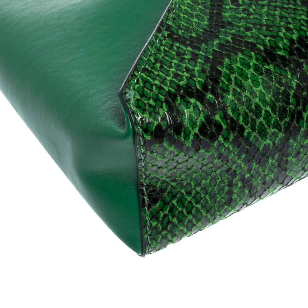 Stella McCartney Green Python Effect And Faux Leather Cavendish Clutch For Women 12 Stella McCartney Green Python Effect And Faux Leather Cavendish Clutch For Women - Image 10