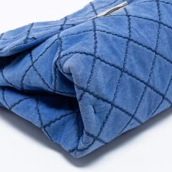 Stella McCartney Blue Quilted Faux Suede Medium Beckett Chain Bag For Women -Stella McCartney Sales luxury women stella mccartney used handbags p662544 010