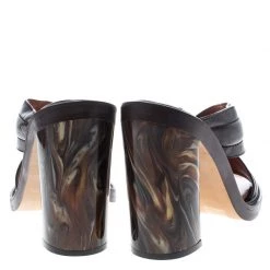 Stella McCartney Brown Quilted Faux Leather Veneer Criss Cross Block Heel Mules Size 39 For Women -Stella McCartney Sales luxury women stella mccartney used shoes p144909 0005