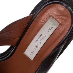 Stella McCartney Brown Quilted Faux Leather Veneer Criss Cross Block Heel Mules Size 39 For Women -Stella McCartney Sales luxury women stella mccartney used shoes p144909 0007