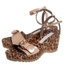 Stella McCartney Beige Faux Patent Leather Linda Leopard Print Cork Wedge Sandals Size 36 For Women -Stella McCartney Sales luxury women stella mccartney used shoes p406329 002