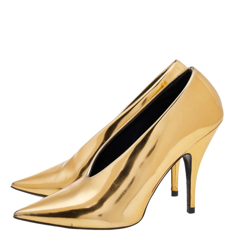 Stella McCartney Metallic Gold Faux Patent Leather V Neck Pointed Toe Pumps Size 36 For Women 6 Stella McCartney Metallic Gold Faux Patent Leather V Neck Pointed Toe Pumps Size 36 For Women - Image 4