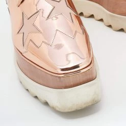 Stella McCartney Metallic Rose Gold Faux Patent Leather Elyse Star Platform Lace Up Sneakers Size 38 For Women -Stella McCartney Sales luxury women stella mccartney used shoes p629449 006