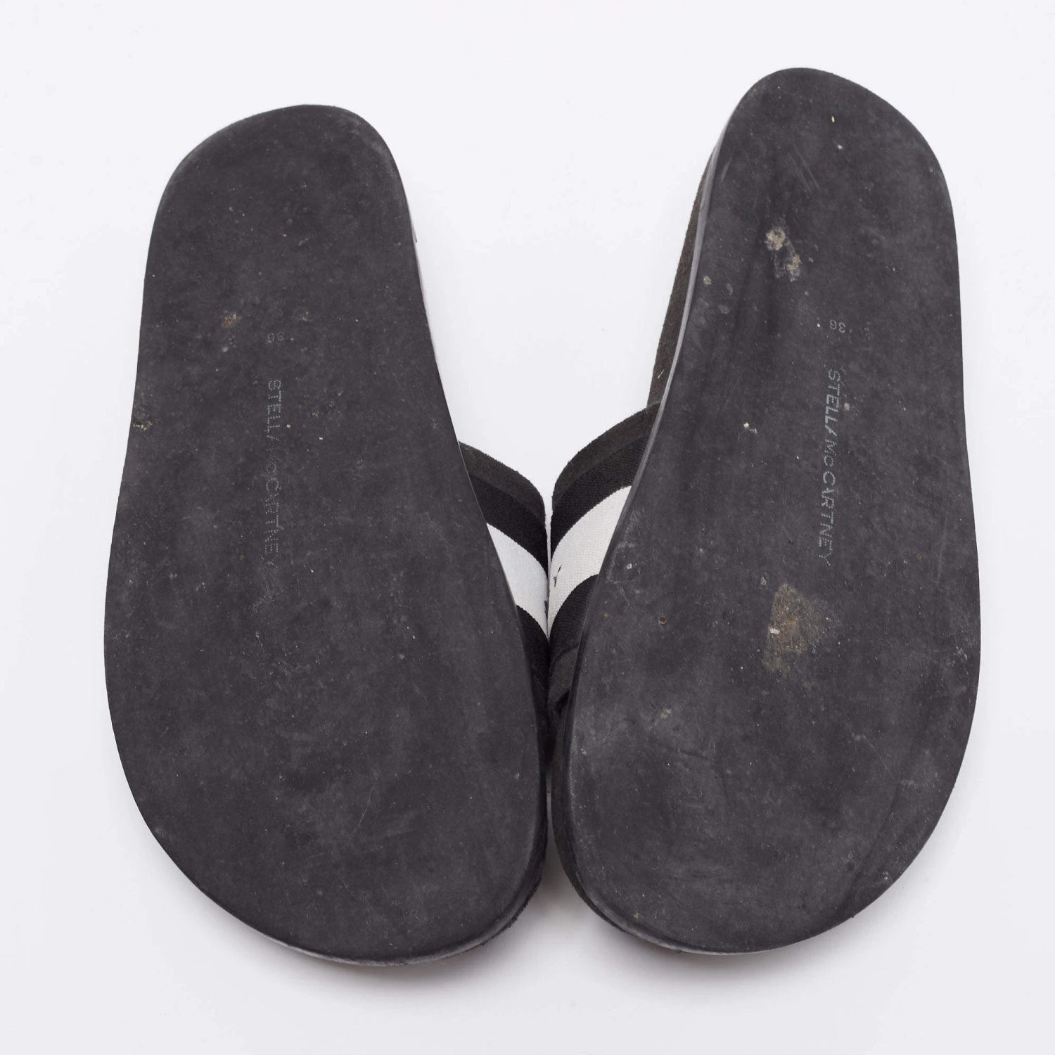 Stella McCartney Black/White Faux Suede And Canvas Logo Slide Slippers Size 36 For Women 8 Stella McCartney Black/White Faux Suede And Canvas Logo Slide Slippers Size 36 For Women - Image 6
