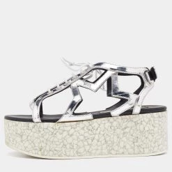 Stella McCartney Metallic Silver Cut Out Faux Leather Hackney Printed Wedge Platform Sandals Size 37 For Women