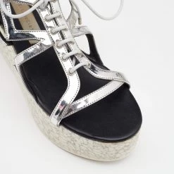 Stella McCartney Metallic Silver Cut Out Faux Leather Hackney Printed Wedge Platform Sandals Size 37 For Women -Stella McCartney Sales luxury women stella mccartney used shoes p669402 007